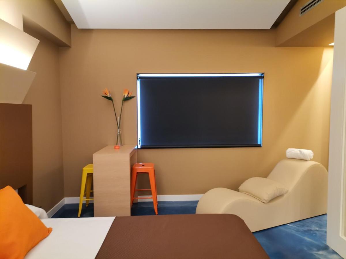 Motel Latino Льянера Экстерьер фото
