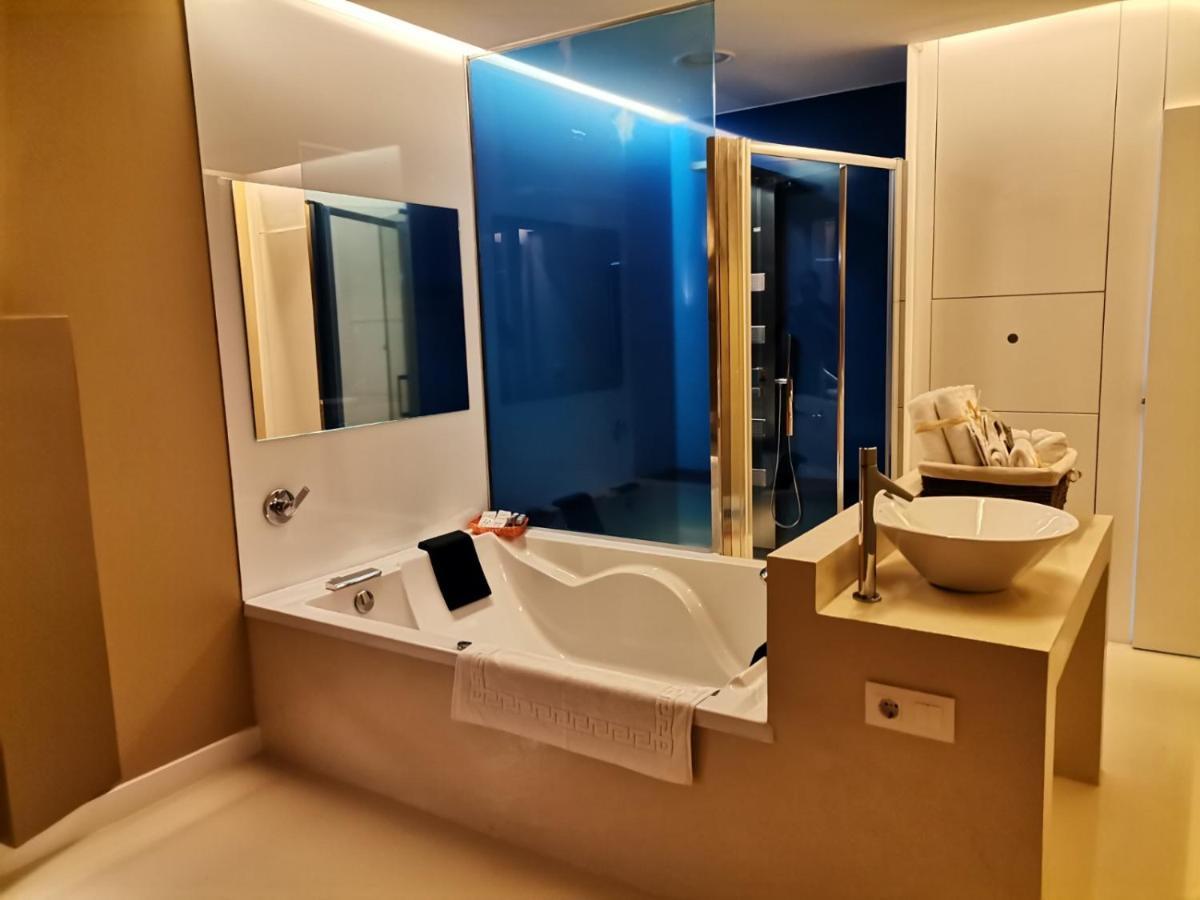 Motel Latino Льянера Экстерьер фото