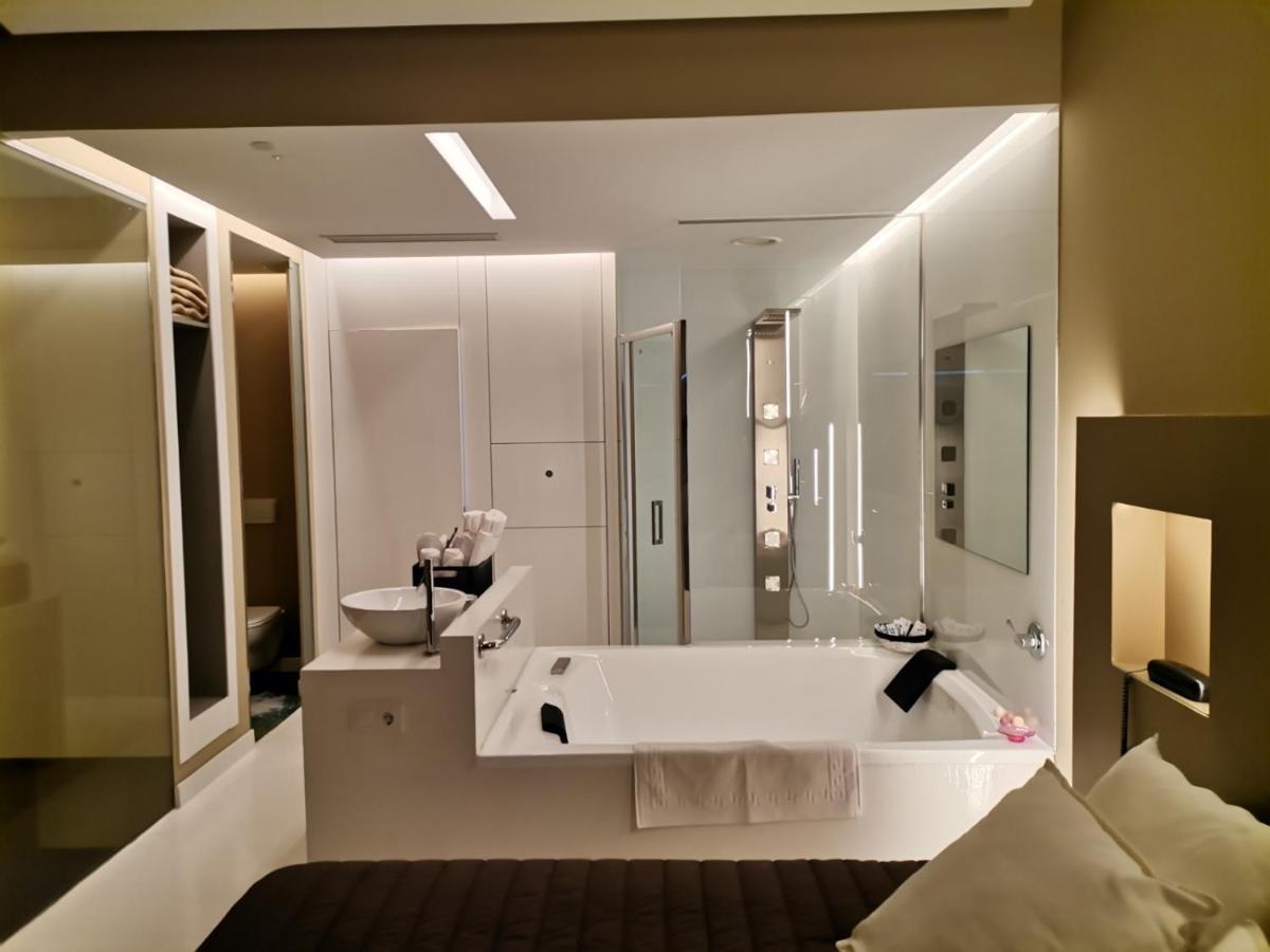 Motel Latino Льянера Экстерьер фото