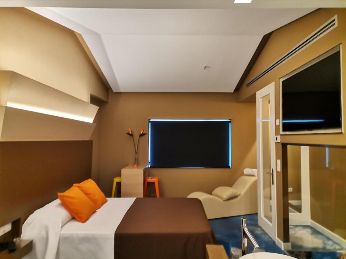 Motel Latino Льянера Экстерьер фото