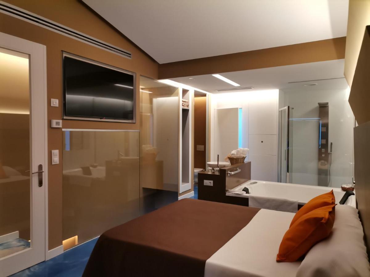 Motel Latino Льянера Экстерьер фото