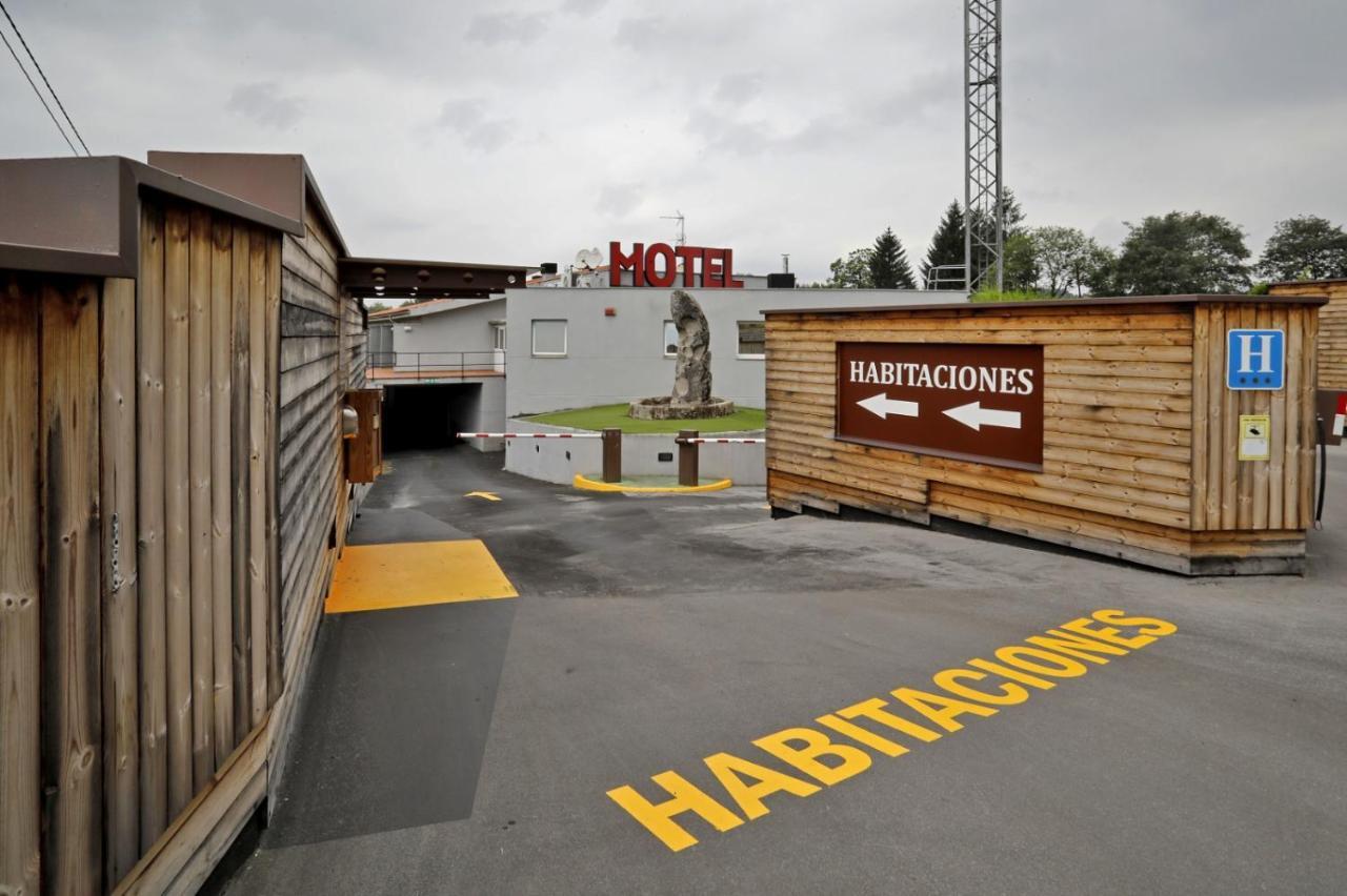 Motel Latino Льянера Экстерьер фото