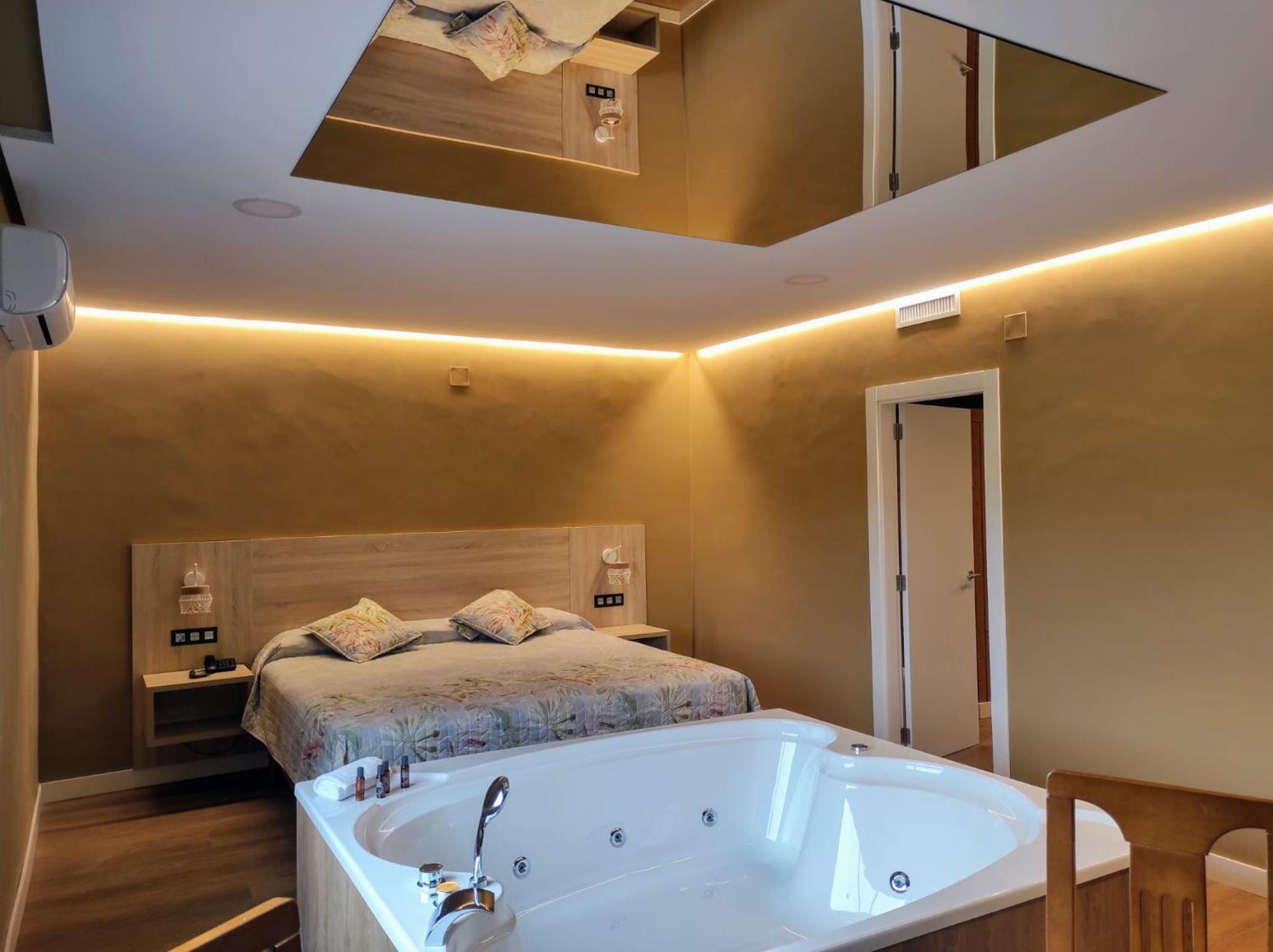 Motel Latino Льянера Экстерьер фото